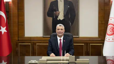 Ticaret Bakanı Ömer Bolat, günlük tır çıkışı rekorunun kırıldığını açıkladı