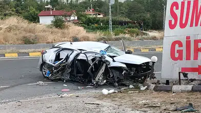 Kastamonu'da otomobil menfeze çarptı! 2 kişi öldü, 4 kişi yaralandı