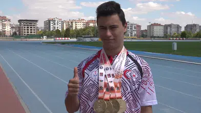 Üç dünya rekoru kıran down sendromlu milli sporcu yeni rekorlar peşinde