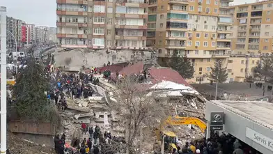 Depremde 77 kişinin öldüğü apartmanda kolon kesildiği uzman raporunda