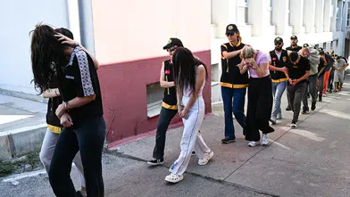 Adana merkezli fuhuş operasyonunda 17 zanlı tutuklandı
