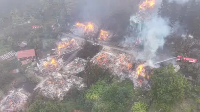 Kastamonu'da köy evleri alevlere teslim oldu