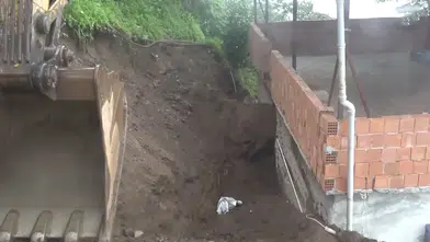 Trabzon'da heyelanda toprak altında kalan kişi öldü