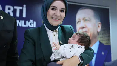 Ekim ayı doğum yardımı ödemeleri hesaplara yatırıldı
