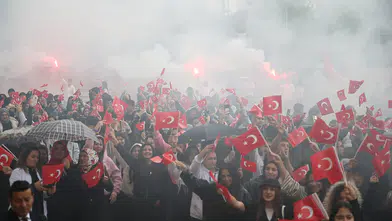 Öğrencilerden meşaleli Cumhuriyet Bayramı kutlaması