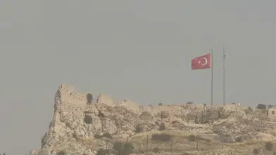 Mardin’in tarihi yapıları tozla kaplandı