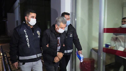 Evinde bıçaklanarak öldürülmüş bulunan kişinin katil zanlısı arkadaşı çıktı