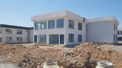 Nurdağı'nda yapımı süren Galericiler Sitesi'nin yüzde 80'i tamamlandı