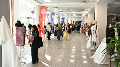 KUTNOVA sergisi ve dijital defilesi sanatseverlerle buluştu