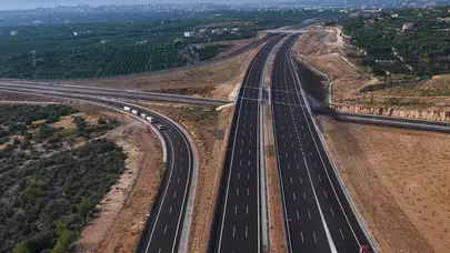 Çeşmeli-Taşucu Otoyolu'nun Kızkalesi kesimi 19 Ekim'de trafiğe açılacak