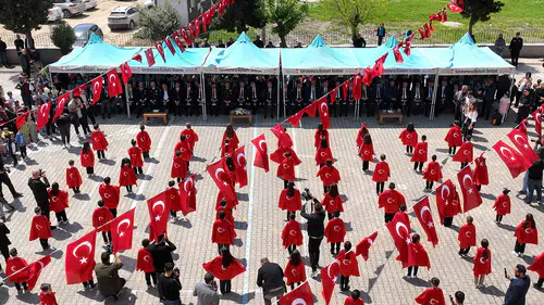 Yahya Kemal İlkokulu’nda Ulusal Egemenlik ve Çocuk Bayramı kutlaması