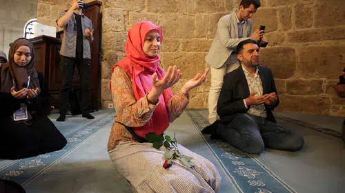 Ukraynalı yoga eğitmeni Olena, Müslüman olarak Meryem adını aldı