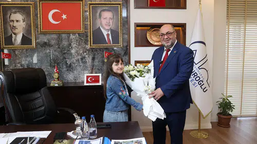 Geleceğin başkanları koltuklarına oturdu