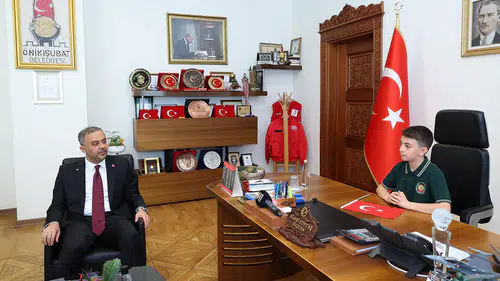 23 Nisan’da koltuklar sahiplerini buldu