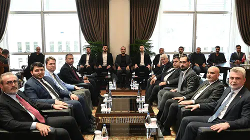 Başkan Görgel, AK Parti MKYK Üyesi Mahir Ünal’ı makamında ağırladı
