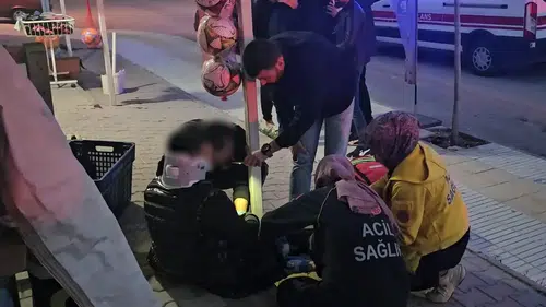 Okul bahçesinde bıçaklı kavga!