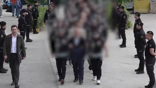 Tepebaşı Belediyesine yönelik operasyonda 25 şüpheli adliyede