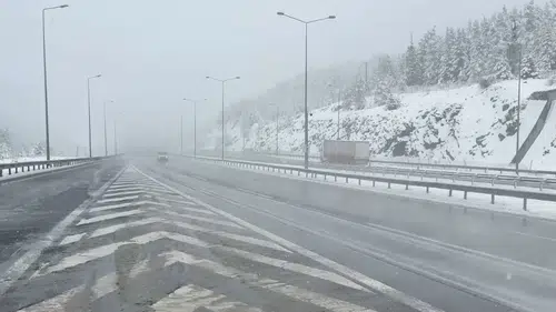 Bolu Dağı ile Ankara arasında kar yağışı etkili oluyor