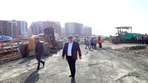Başkan Akpınar Doğukent Mahallesinde devam eden çalışmaları yerinde inceledi