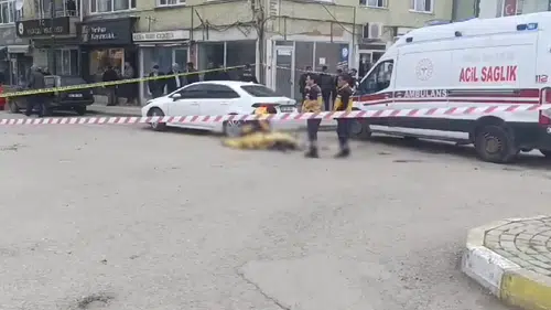 Husumetlisi tarafından tabancayla vuruldu