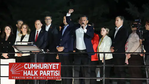 Bu binadayım, odamdayım, hiçbir yere gitmiyorum