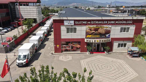 Kahramanmaraş’ta Halk Ekmek ağını güçlendiriyor, filoya 9 yeni araç