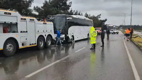 Yolcu otobüsü devrildi! 3 kişi öldü, 22 kişi yaralandı