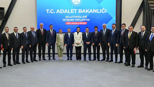 Adalet Bakanı Gürlek Doğu Anadolu bölgesi milletvekilleri ile bir araya geldi