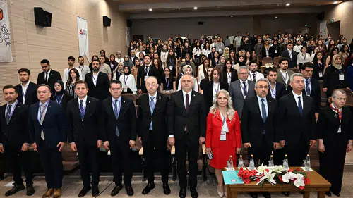 Pharmaraş 1. Eczacılık Kongresi Kahramanmaraş’ta yapıldı