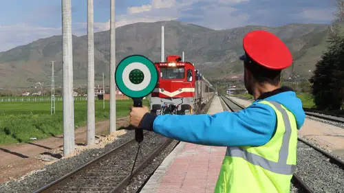 Van Gölü Ekspresi, doğal güzellikleri keşfetme imkanı sunuyor