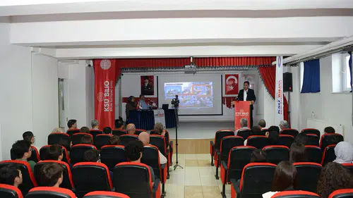 Bilim Kafe’de geleceğin meslekleri ve yapay zekâ masaya yatırıldı