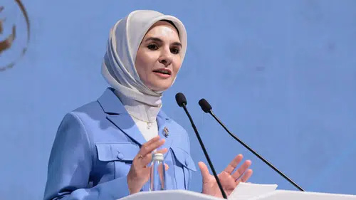 Başörtülü kadınları hedef alan nefret söylemlerine izin vermeyeceğiz