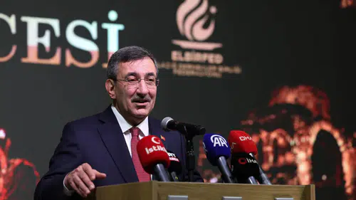 Cevdet Yılmaz: “Türkiye daha güçlü bir geleceğe yürüyecek”