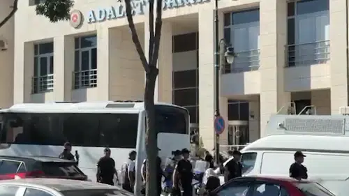 Silivri Belediyesine yönelik soruşturmada 18 zanlı adliyede