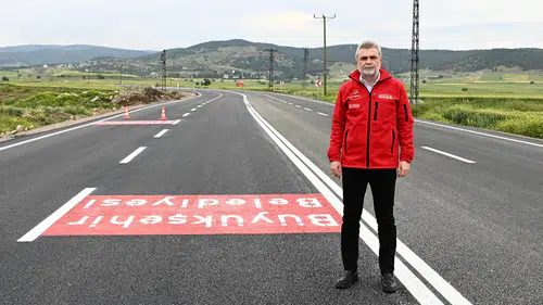 Kahramanmaraş’ta eş zamanlı 11 farklı noktada asfalt seferberliği