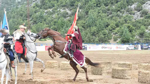 Antalya'da Kökbörü Müsabakaları ve Geleneksel Atlı Spor gösterisi