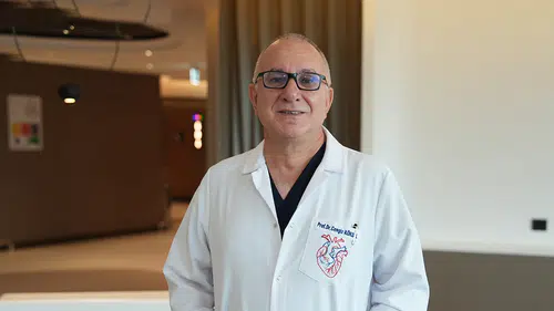 Bacak damar tıkanıklıkları ameliyatsız tedavi edilebiliyor