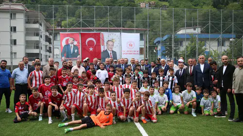 Gençlik ve Spor Bakanı Bak, “Çocuklarımızın spor yapmasını istiyoruz”