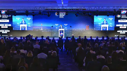 TOBB ikiz kulelerde İş Dünyası Yapay Zeka Zirvesi yapıldı
