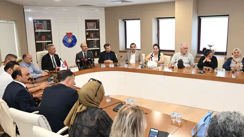 Medya temsilcileri Rektör Okumuş, ile bir araya geldi