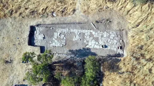 1500 yıl önceki depremin izleri kazı yapılan caddede tespit edildi