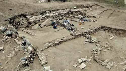 Isparta'da 1500 yıllık demirci atölyesi gün yüzüne çıkarıldı