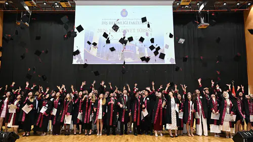 KSÜ Diş Hekimliği Fakültesi yeni hekimlerini uğurladı