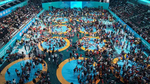 Türkiye Minikler Güreş Şampiyonası Ankara’da başladı