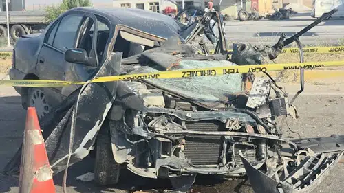 Aksaray'da feci kaza! 2 kişi öldü, 2 kişi ağır yaralandı