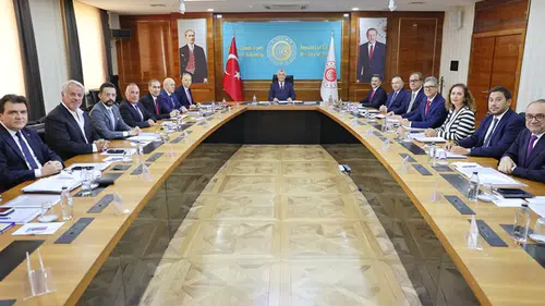 Türkiye hizmet ihracatında yeni strateji için düğmeye bastı