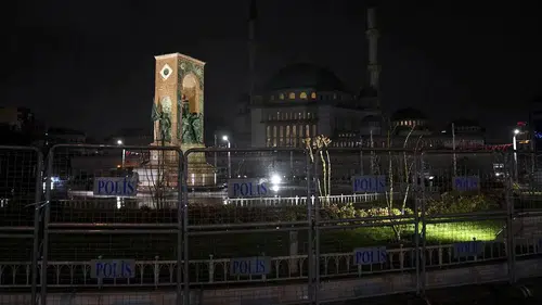 İstanbul'da bazı cadde ve sokaklar trafiğe kapatıldı!