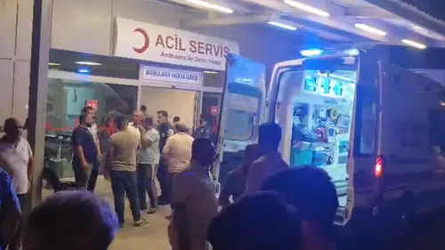Şanlıurfa'da iki otomobilin çarpışması sonucu 3 kişi öldü