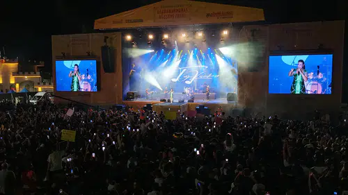 Ağustos Fuarı Tuğçe Kandemir’in şarkılarıyla coştu