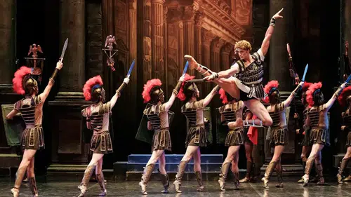 Aspendos’ta festival perdesi 33. kez açılıyor